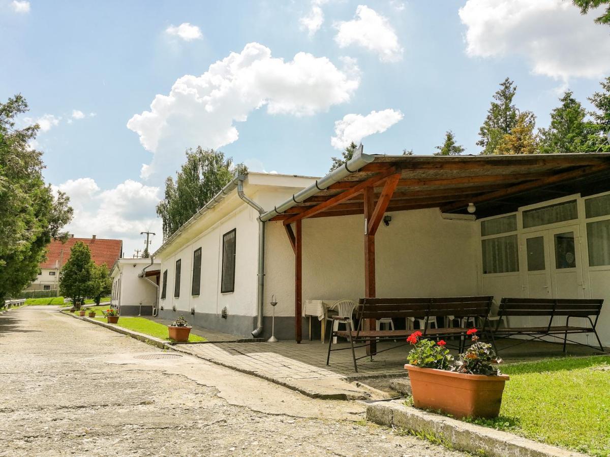 Panoráma Üdülő Hotel Aggtelek Exterior foto